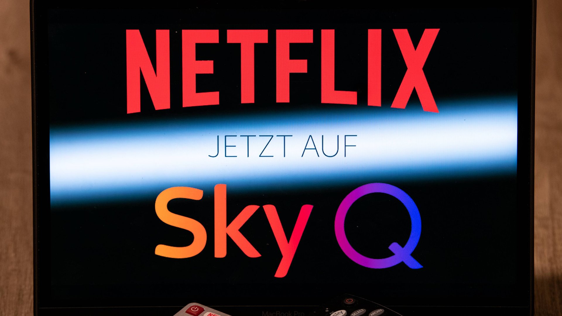 How to use hot sale netflix on sky q