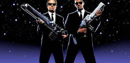 Alle Trailer & Infos zu „Men in Black 4“: Chris Hemsworth & Tessa Thompson gehen auf Alien-Jagd