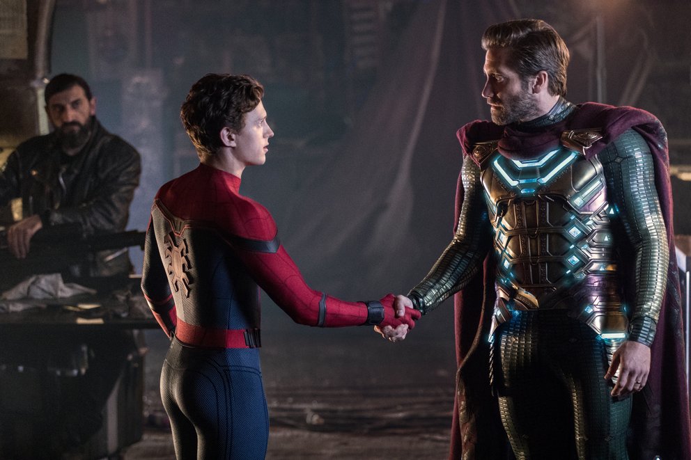 Spider-Man Far From Home Mysterio Jake Gyllenhaal Tom Holland
