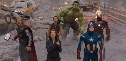 19 vergessene Auftritte im MCU: Stars, die sich in Marvel-Filmen verstecken