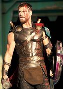 Großes MCU-Versprechen für „Thor 4“: Chris Hemsworth sorgt in neuem Video für Muskel-Show