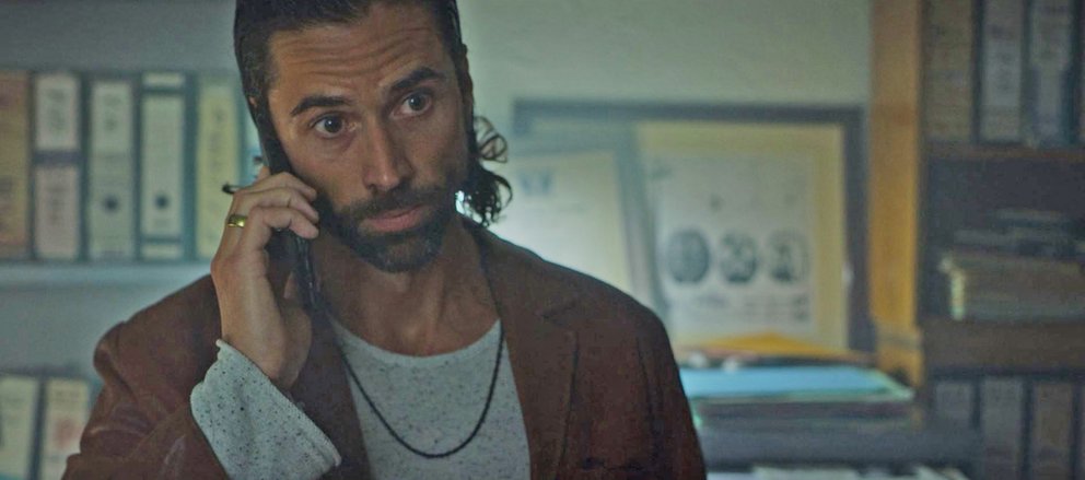 Qui A Tué Sara Nicandro Acteur „Wer hat Sara ermordet?“ Ende von Staffel 2 erklärt: Das ist der Mörder
