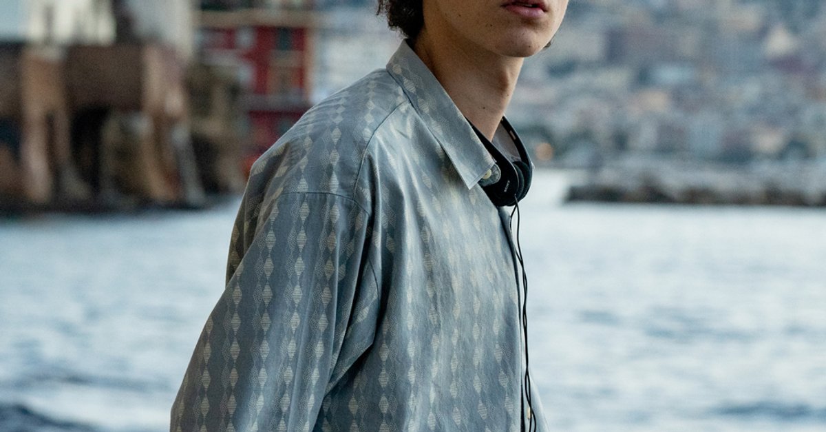 The Hand of God · Film 2021 · Trailer · Kritik