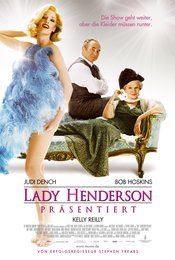 Lady Henderson präsentiert