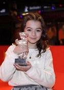 Berlinale 2023: Goldener Bär geht nach Frankreich, Schauspielpreis gewinnt achtjährige Sofía Otero