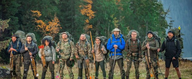 „Alone – Überlebe die Wildnis“: Teilnehmer – alle 10 Kandidaten der Survival-Show & ihre Gegenstände