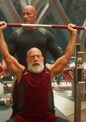 Erster irrer Amazon-Trailer: Action-Stars Dwayne Johnson & Chris Evans müssen Weihnachten retten