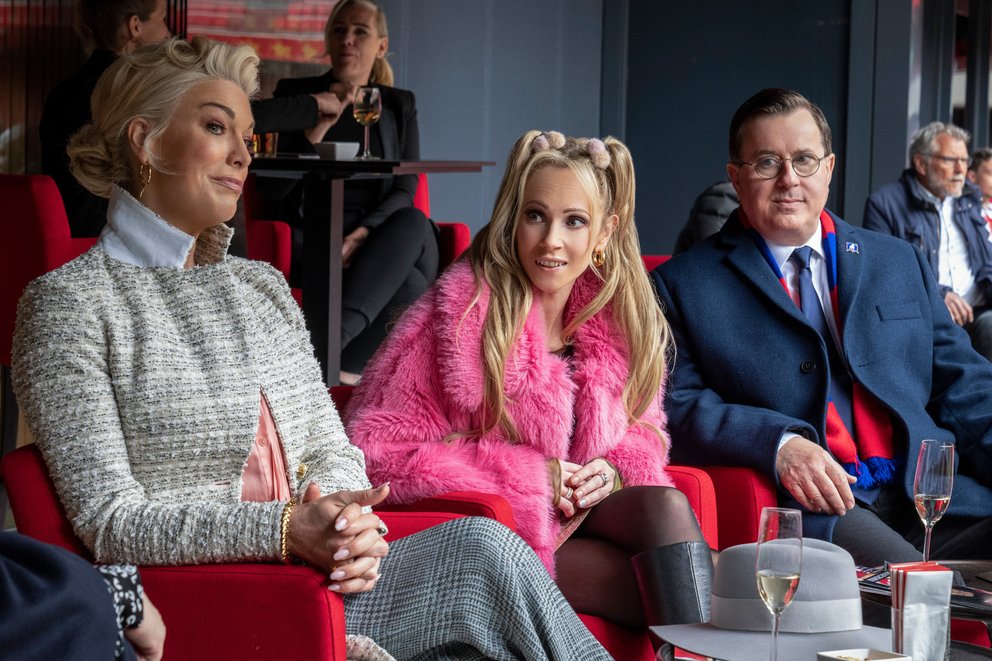 Ein Wiedersehen mit diesem Trio scheint nicht unwahrscheinlich: Hannah Waddingham, Juno Temple und Jeremy Swift in „Ted Lasso“