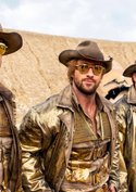 „Heiliger Bimbam, ist das ein guter Film!“: Kurioses Action-Fest schießt in die Streamingcharts
