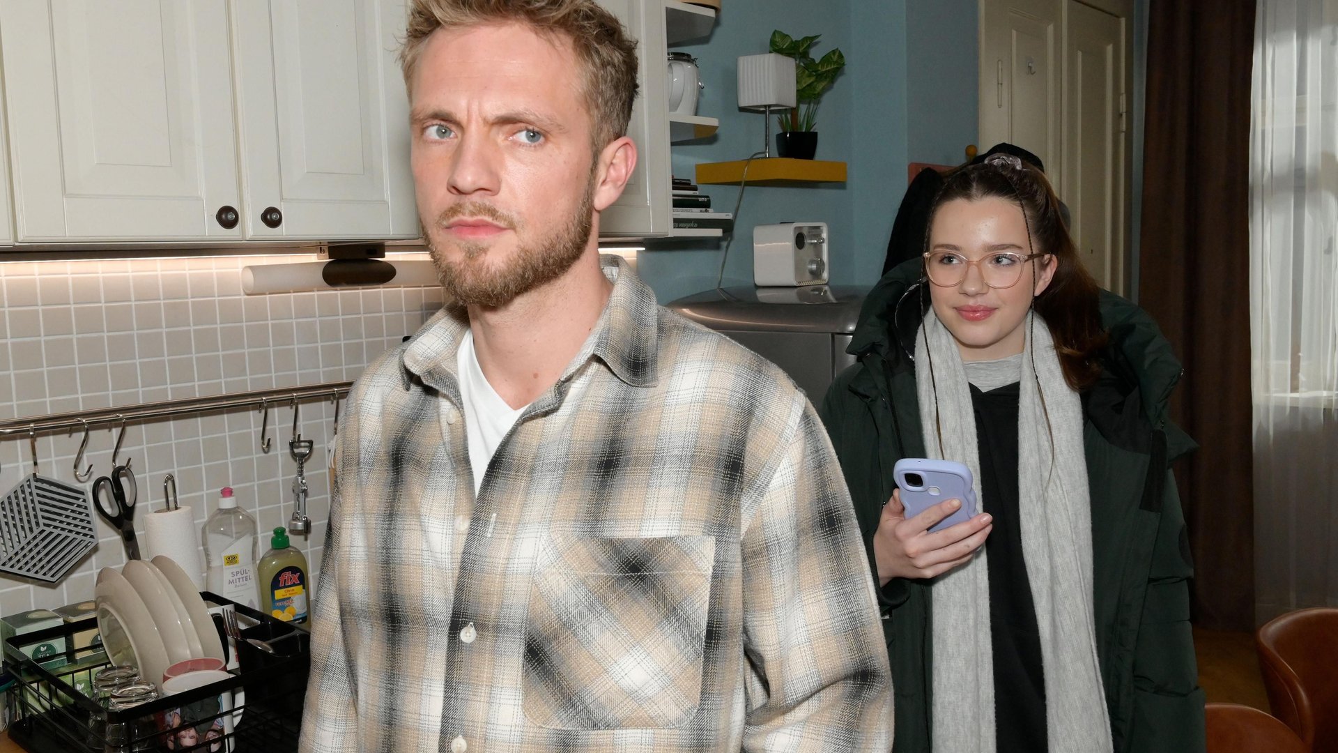 Neues Familiendrama bei GZSZ? Kate droht Emily und Paul zu entgleiten