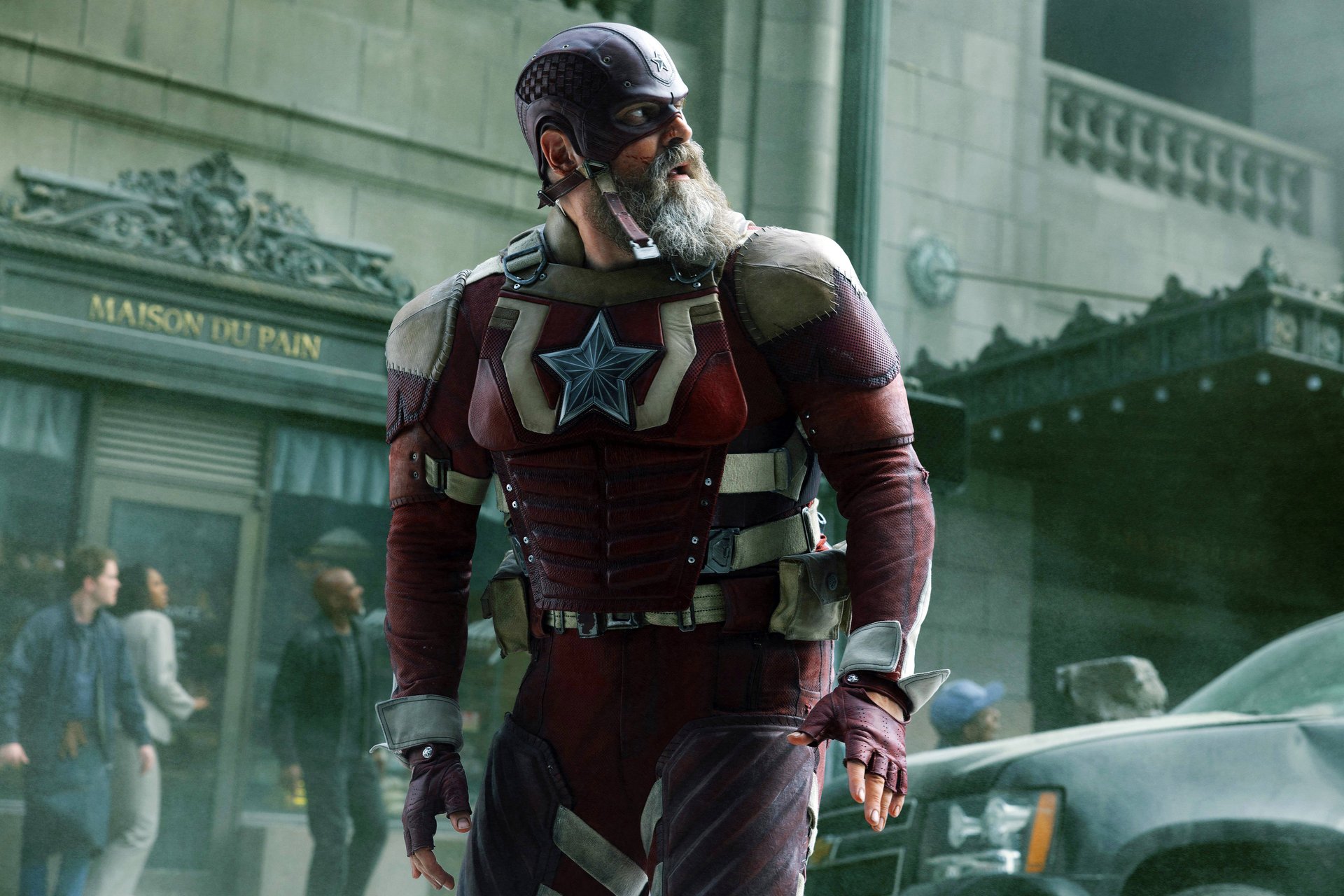 „Das muss ein Witz sein“: David Harbour haut angeblichen „Avengers: Doomsday“-Spoiler raus