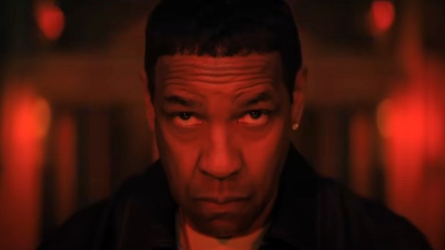 „Ich schaue alles mit Denzel Washington“: Erster Trailer zu Remake eines Thriller-Meisterwerks lässt „Equalizer“-Fans schon jetzt ausflippen
