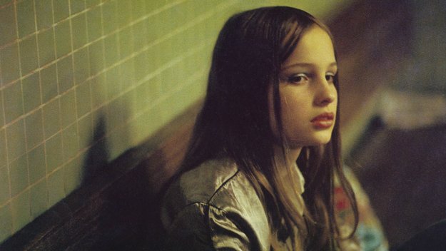 Christiane F. aus „Wir Kinder vom Bahnhof Zoo“: So sieht die erwachsene Darstellerin heute aus